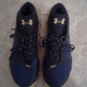 Under Armour Steph Curry basketball shoes